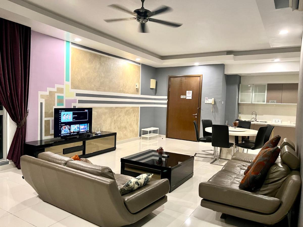 Apartemen Regalia Service By Fortune *