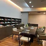 Regalia Service Suites By Fortune